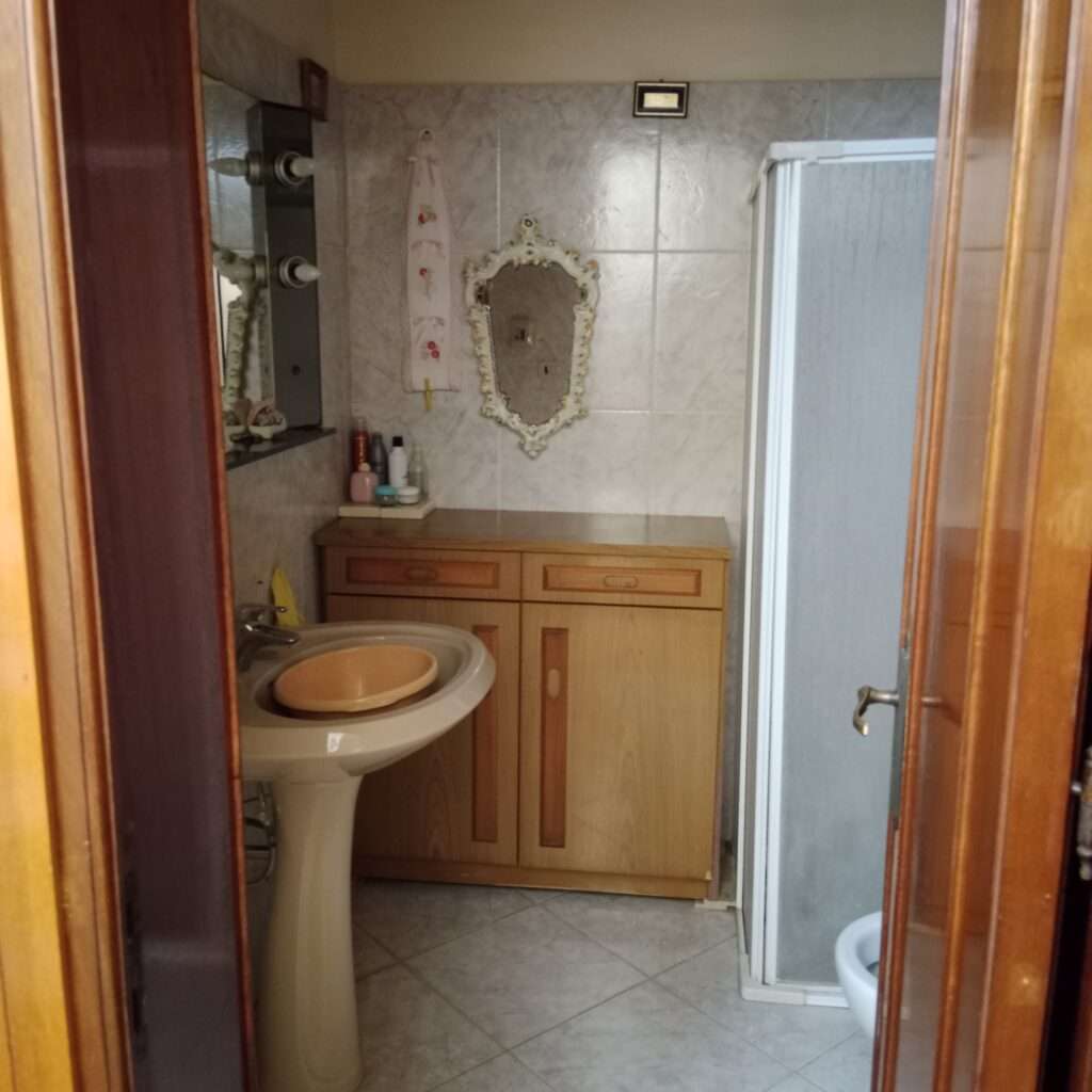Bad beim Schlafzimmer