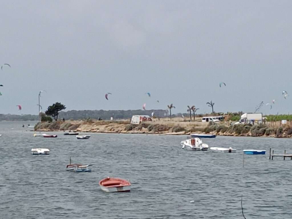 Kitesurfer in der Stagnone