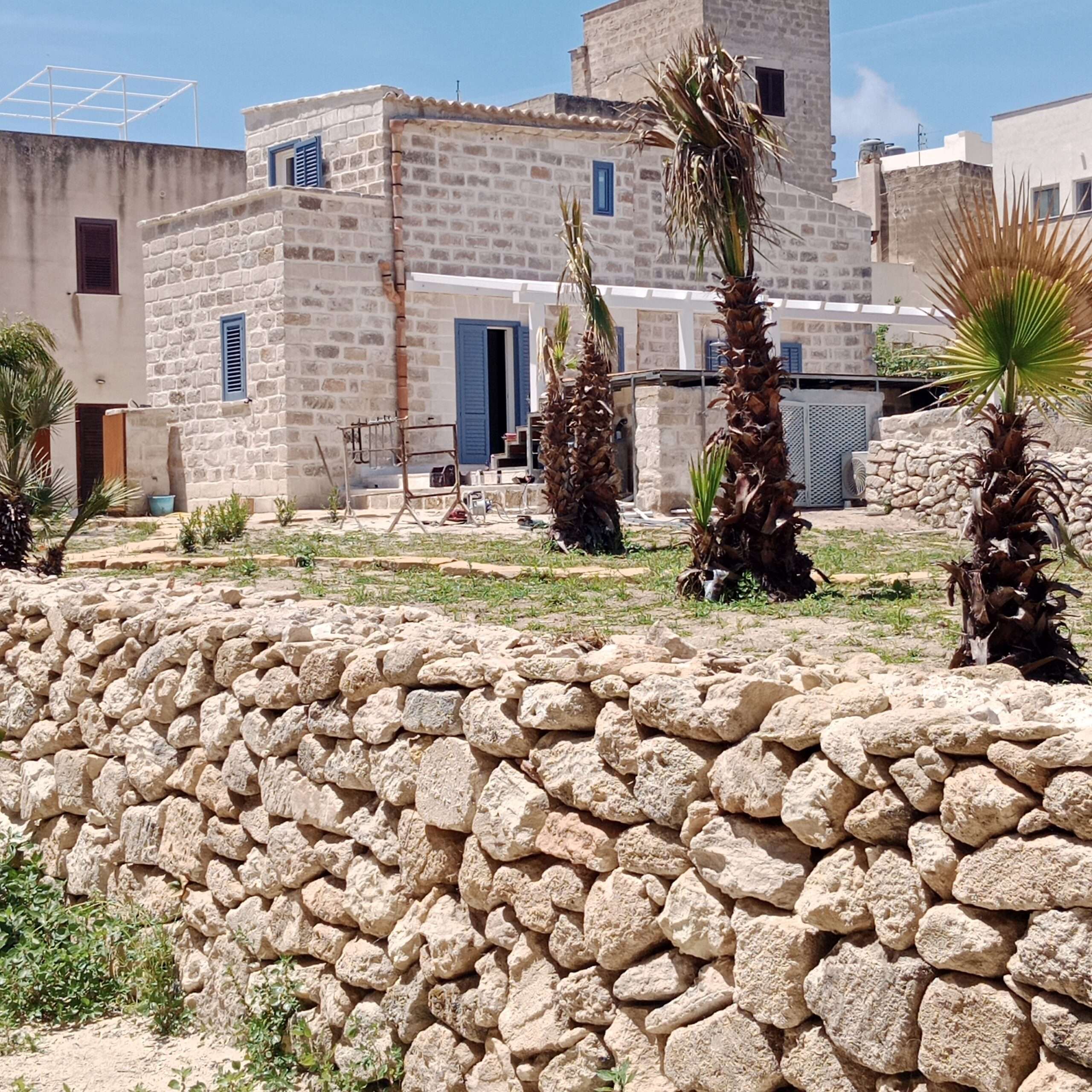 Elegante Villa mit viel Platz im Zentrum von Favignana