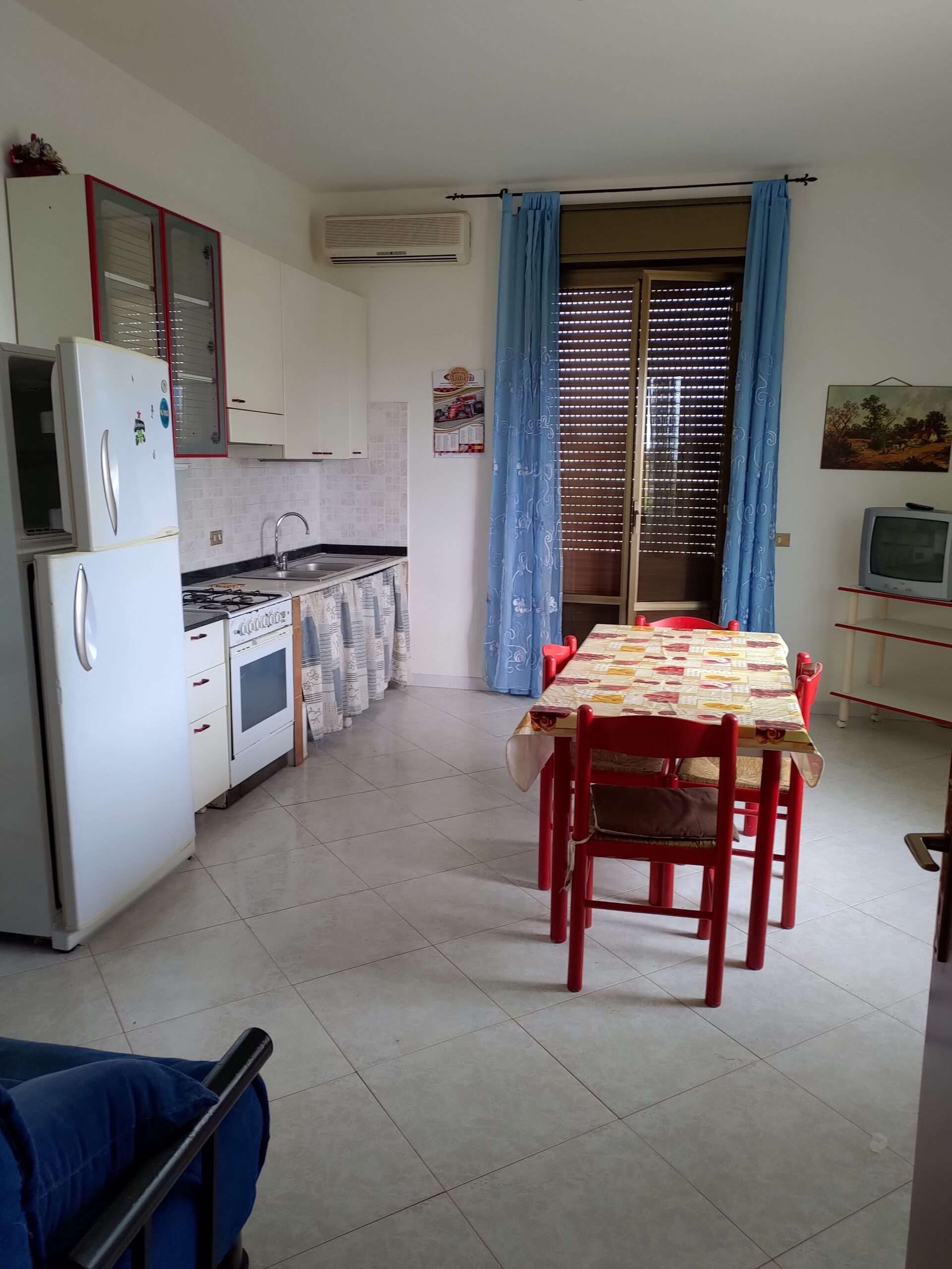 Wohnung in Petrosino mit Gartenanteil