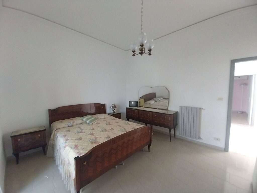 Schlafzimmer UG