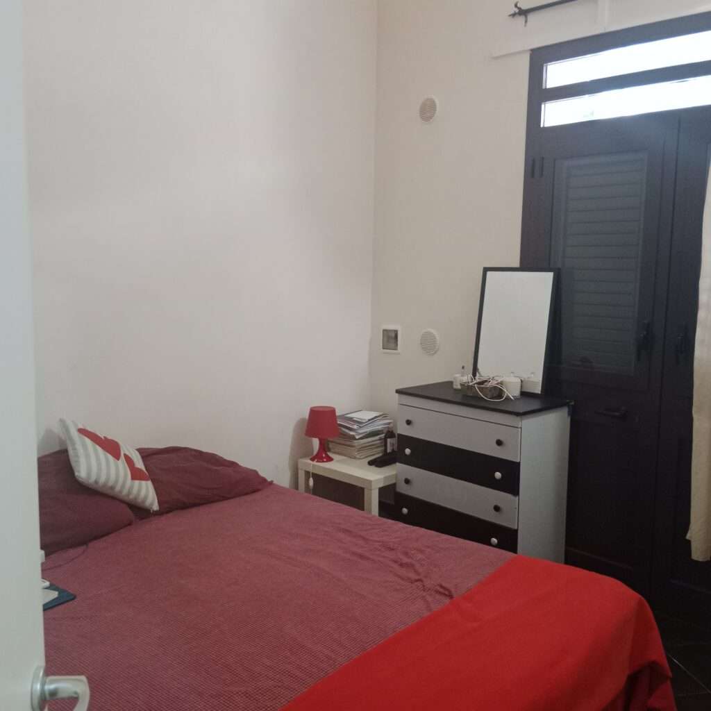 Schlafzimmer vorne