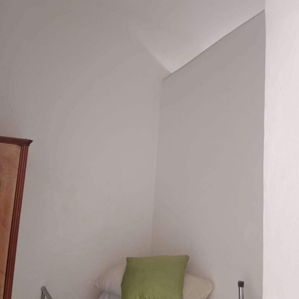 2. Raum neben im Schlafzimmer