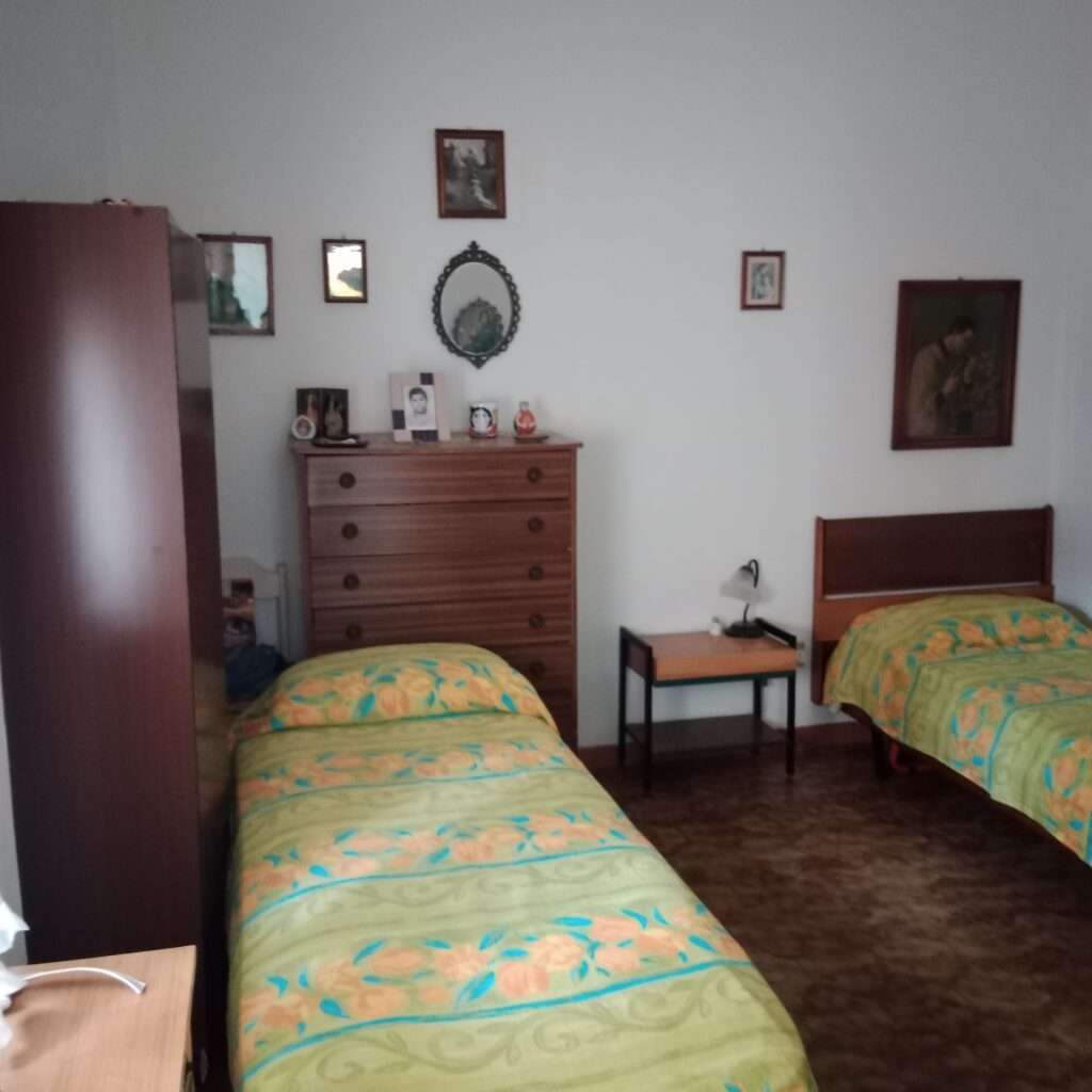 Schlafzimmer 3