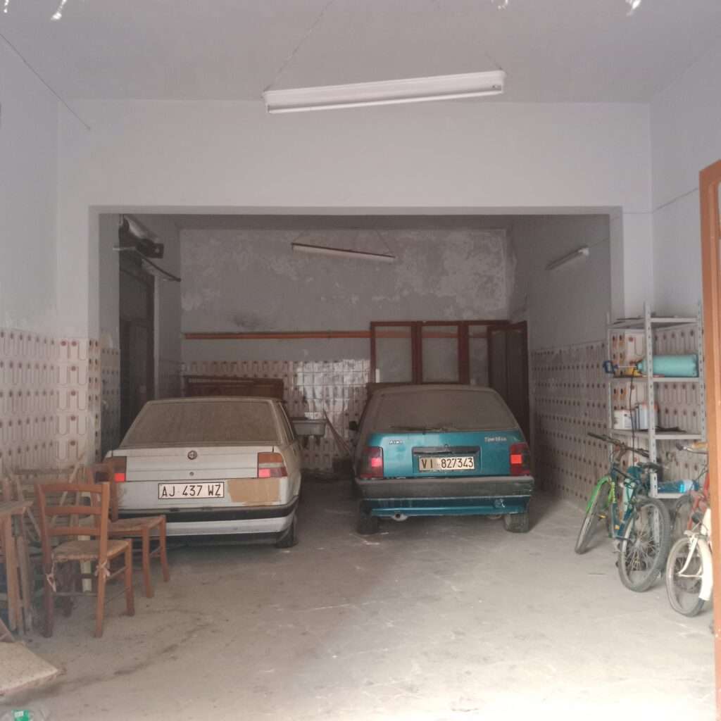 Garage 2 mit Bad