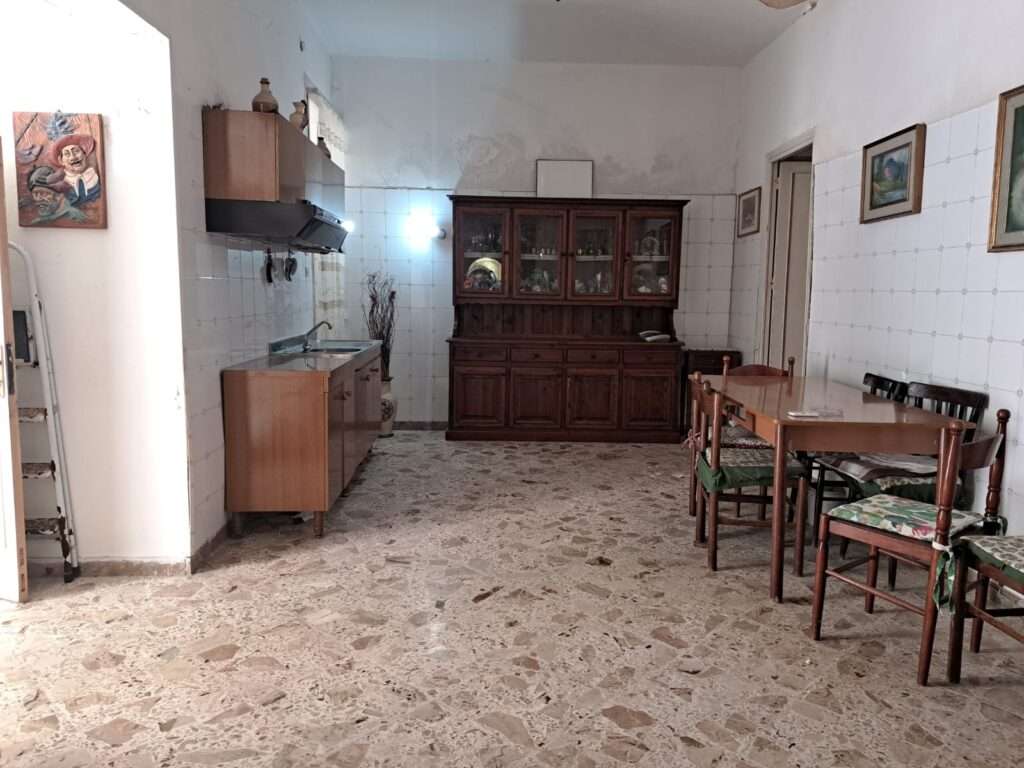 Wohnzimmer beim Eingang Innenhof