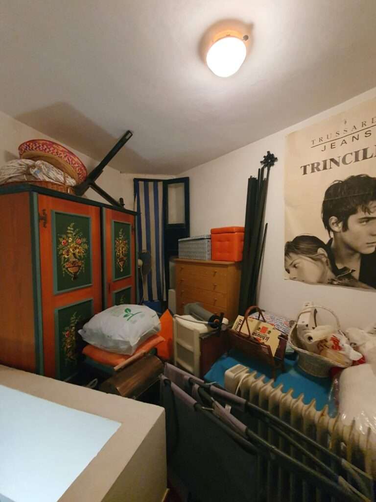 Zimmer über dem Abstellraum