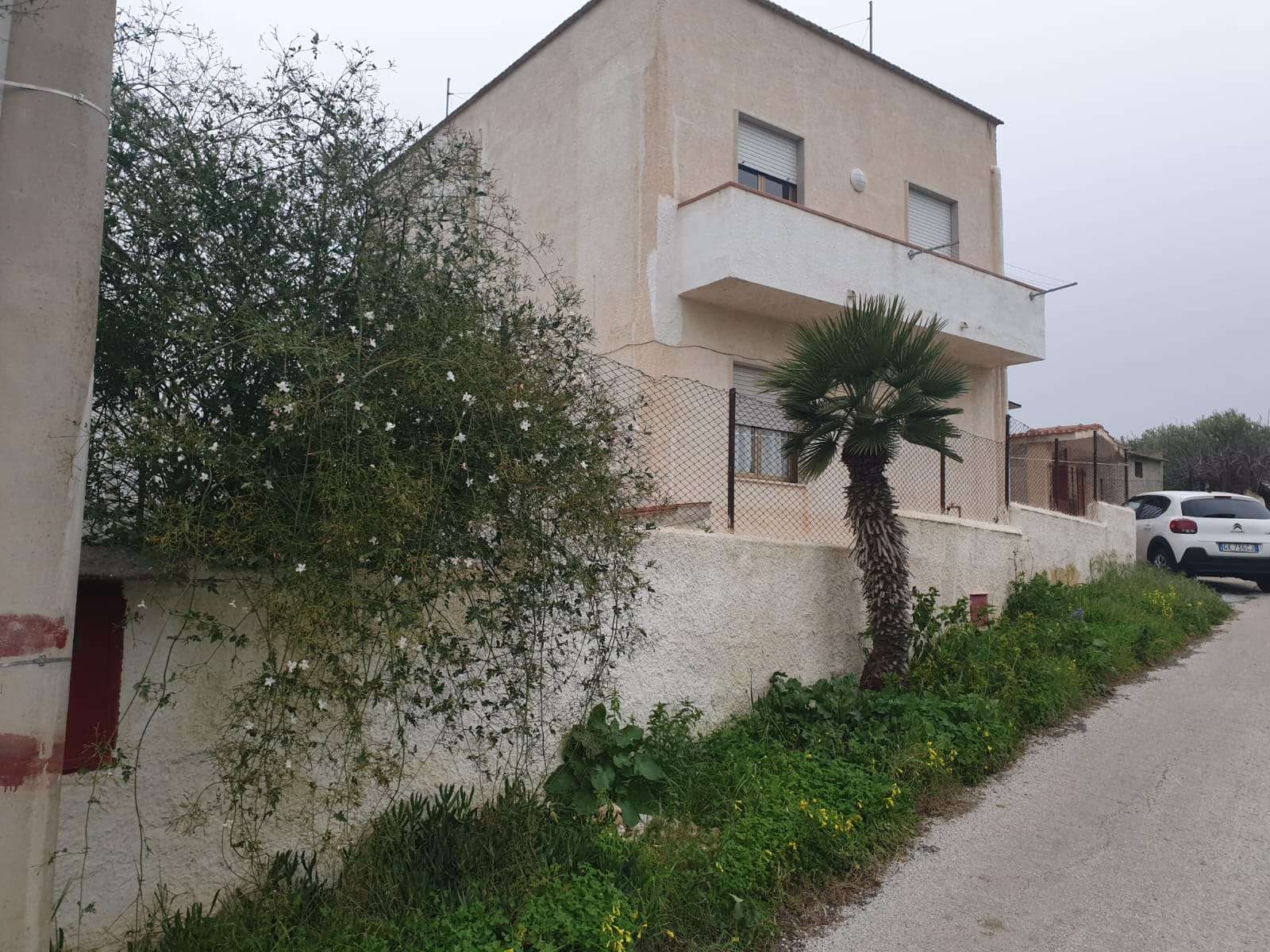 Haus mit Meersicht im Hinterland von Valderice