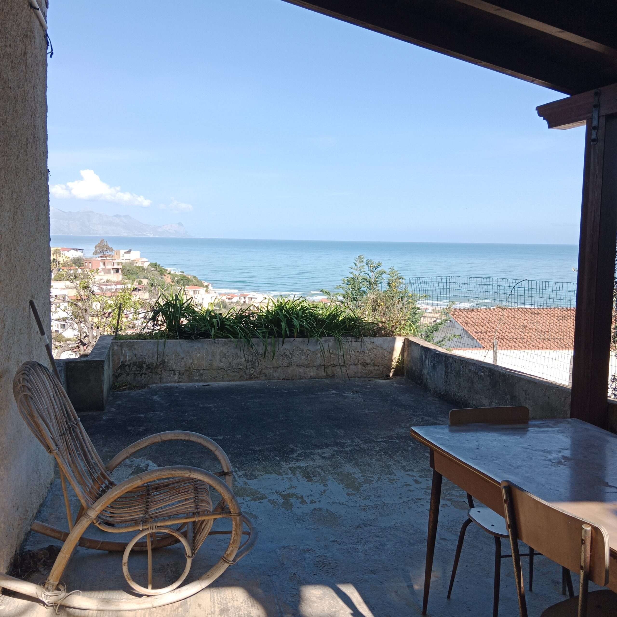 Frei stehendes Haus in Alcamo Marina mit Meersicht