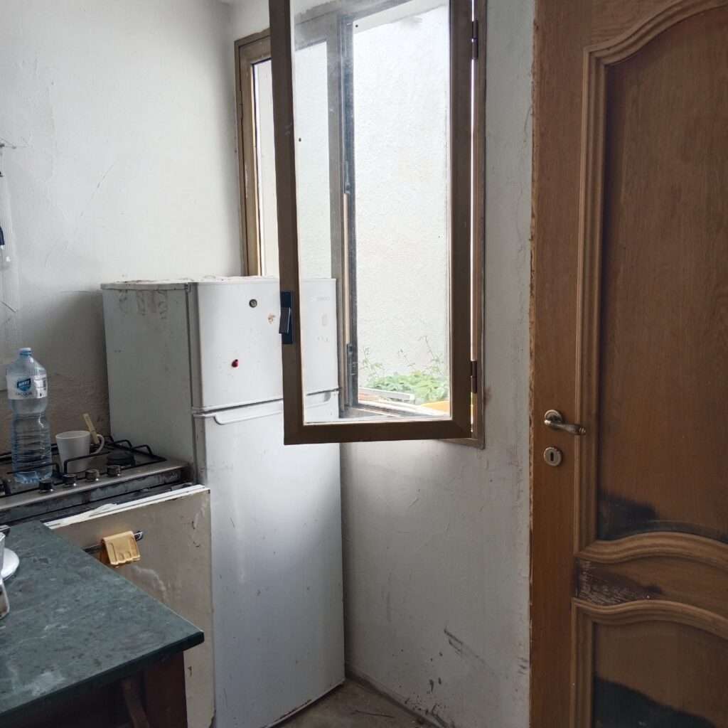 K&uuml;che im Apartment hinter dem Haus