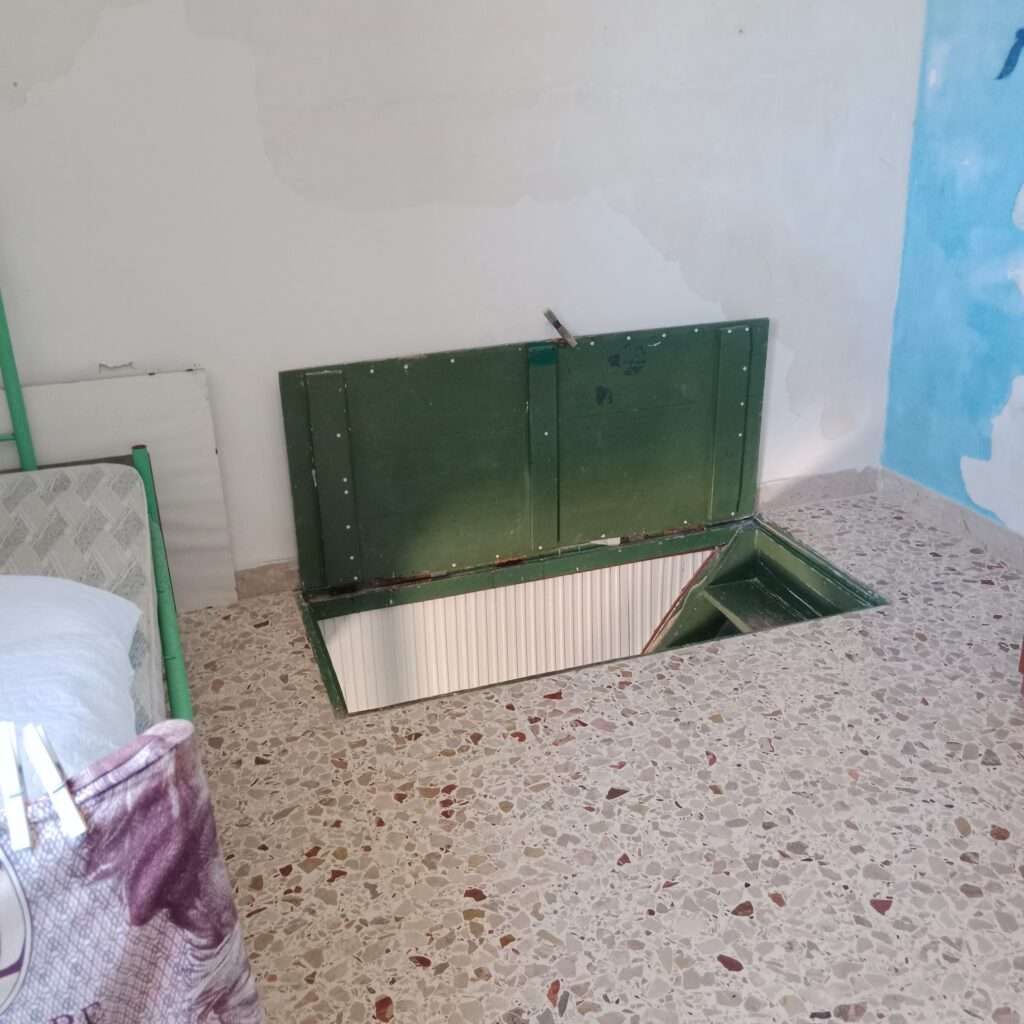 Treppenabgang im Wohnhaus