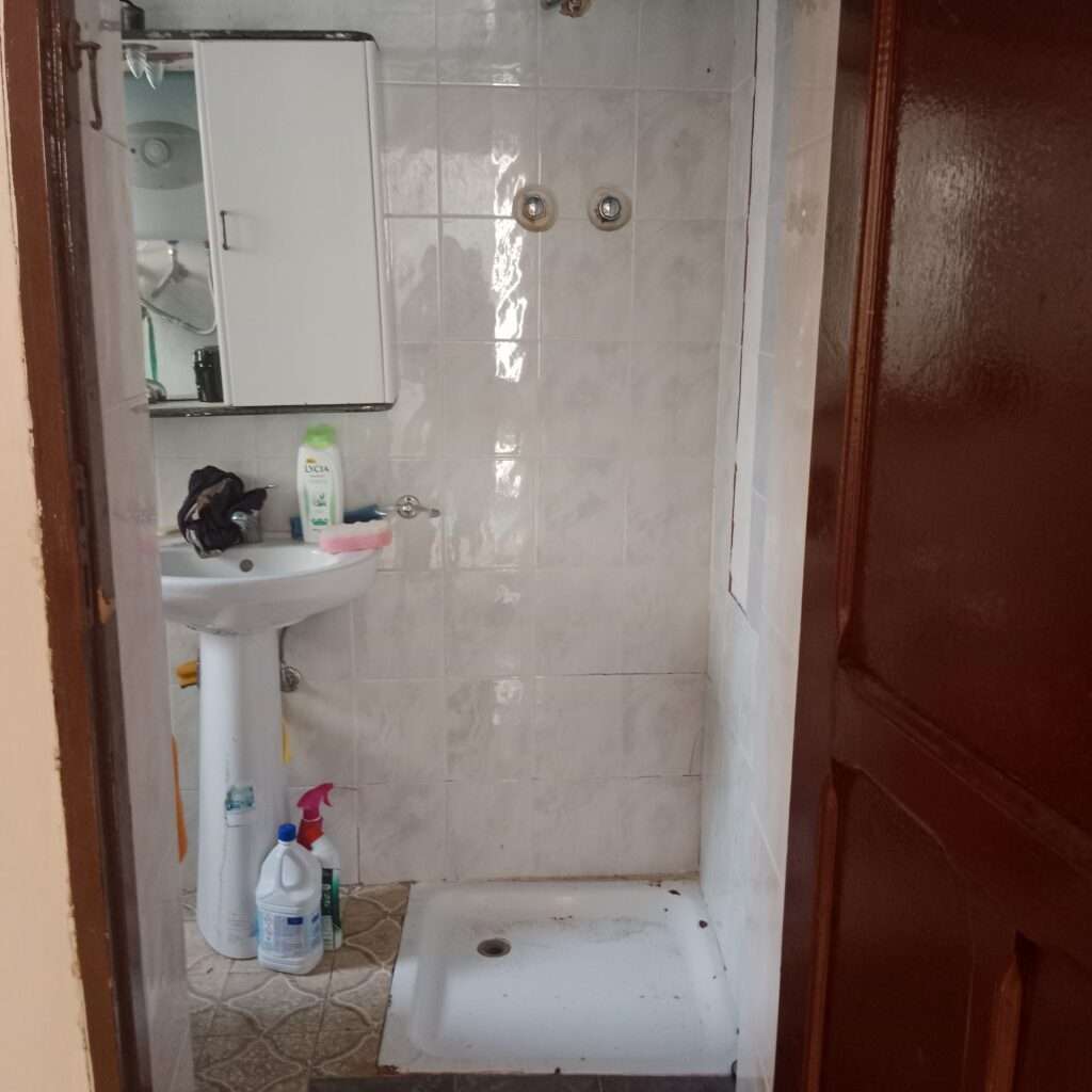 Bad mit Dusche